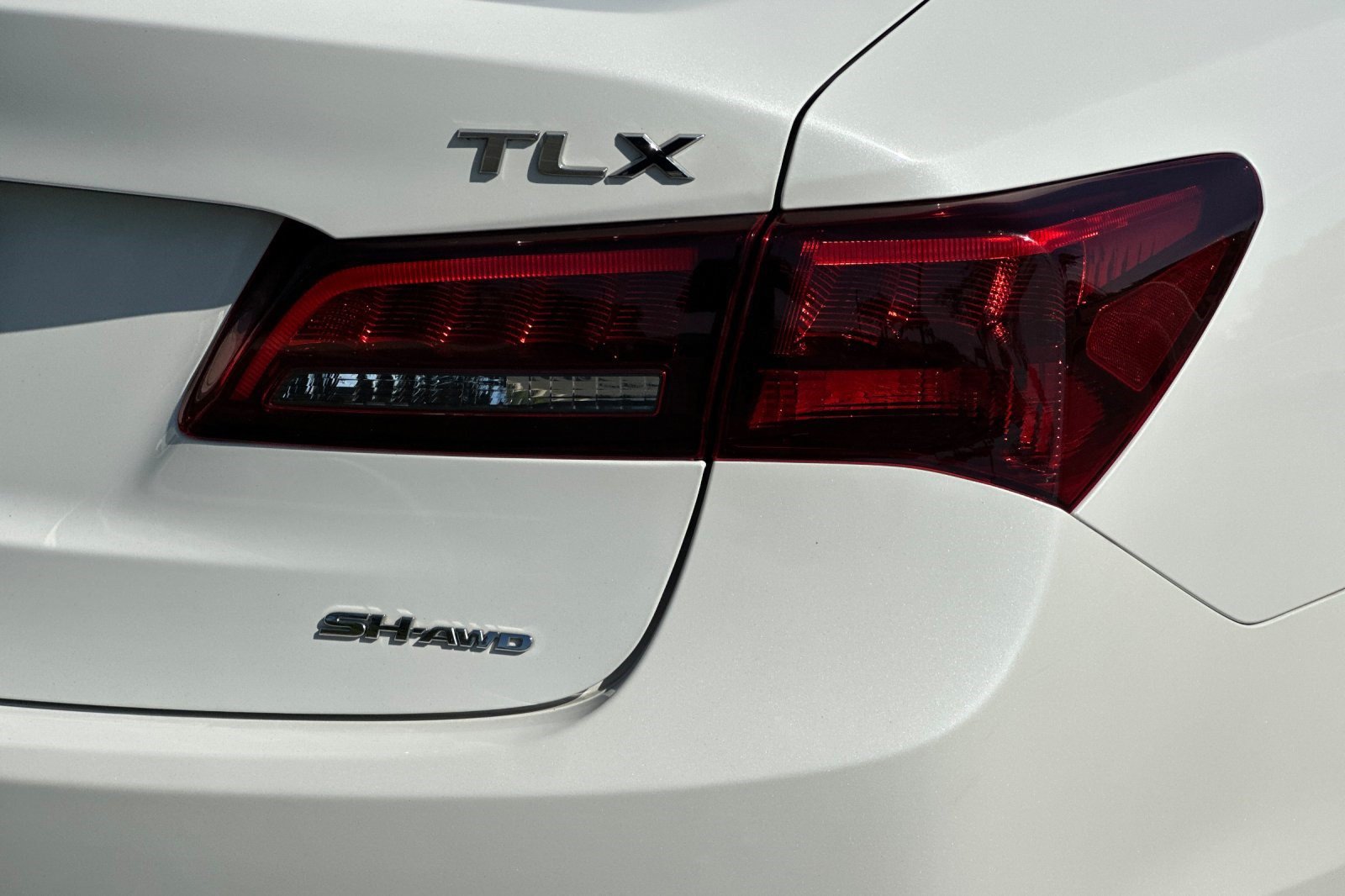 Used 2016 Acura TLX w/ Technology Package AWD/4WD image 28