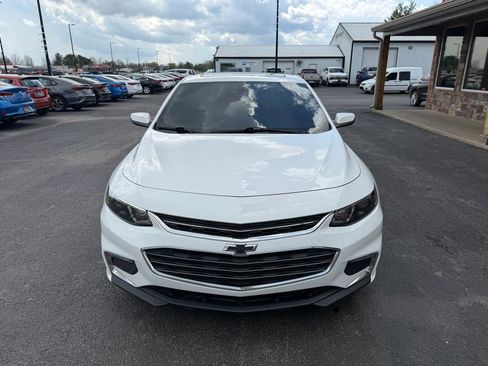 Used 2018 Chevrolet Malibu LT image 9