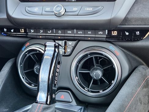 Used 2022 Chevrolet Camaro ZL1 image 20