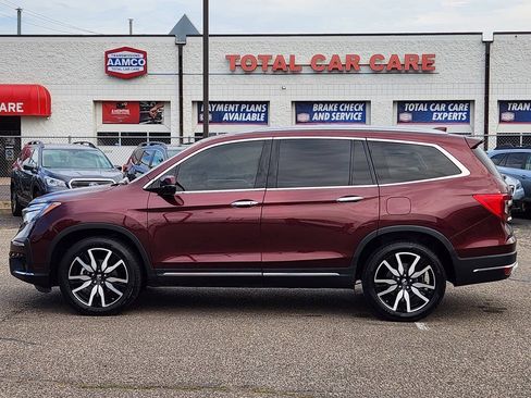 Used 2021 Honda Pilot Touring image 2