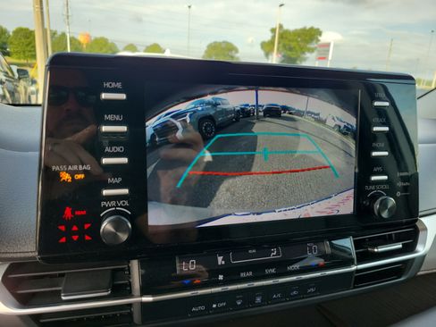 Certified 2022 Toyota Sienna LE image 22