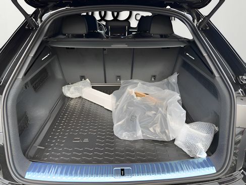 Certified 2026 Audi Q8 Premium Plus AWD/4WD image 10