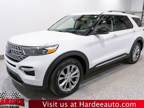 Used 2022 Ford Explorer Limited w/ Equipment Group 301A image 2