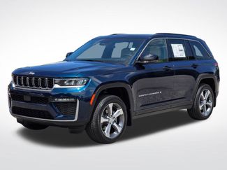 New 2026 Jeep Grand Cherokee Limited w/ Trailer Tow Package AWD/4WD video 2