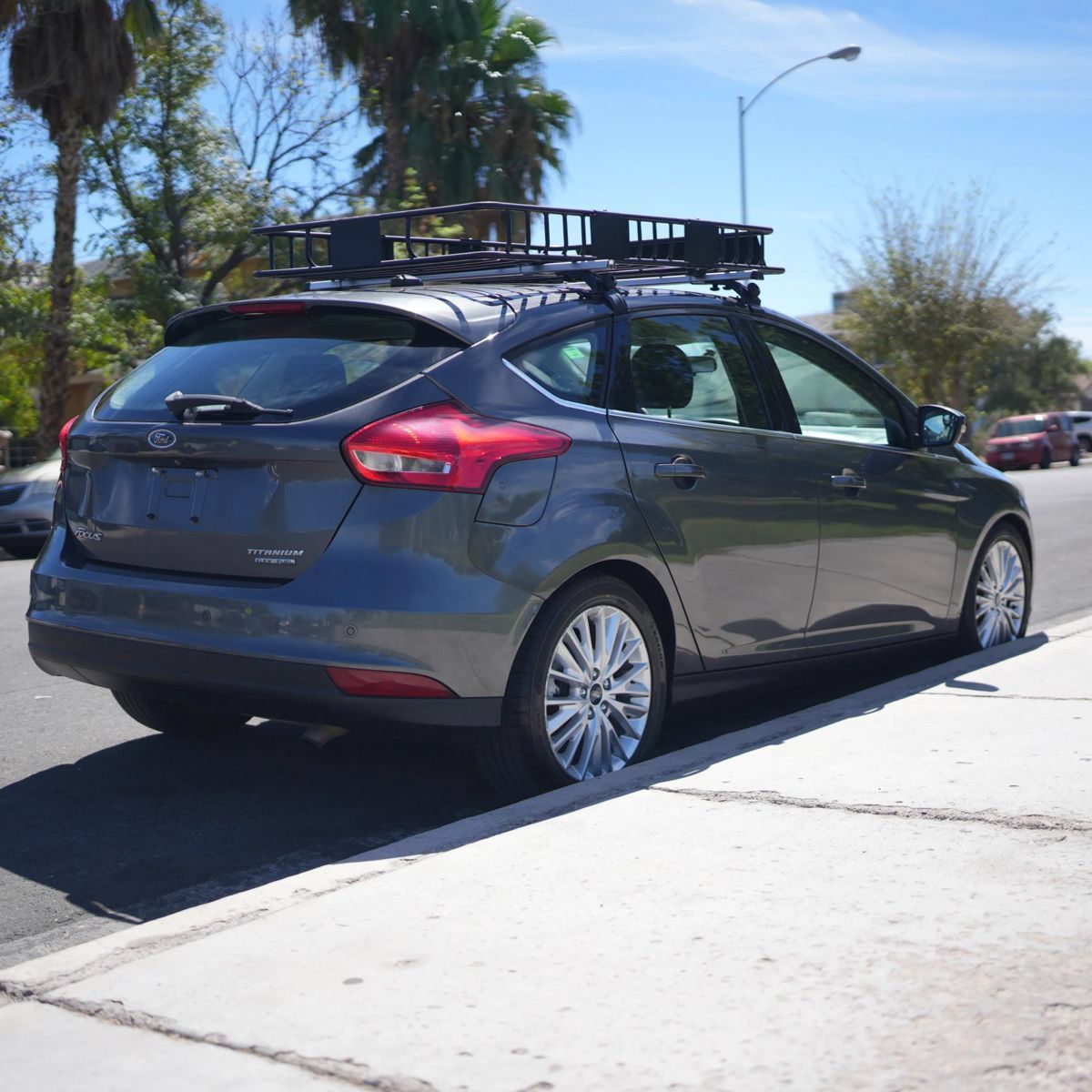 Used 2015 Ford Focus Titanium FWD image 11