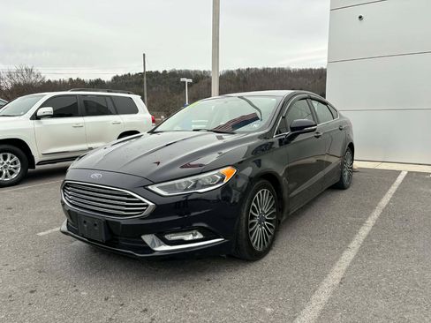 Used 2017 Ford Fusion SE w/ Fusion SE Technology Package image 7