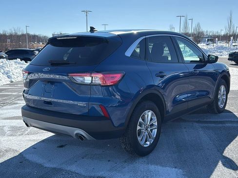 Used 2022 Ford Escape SE image 6