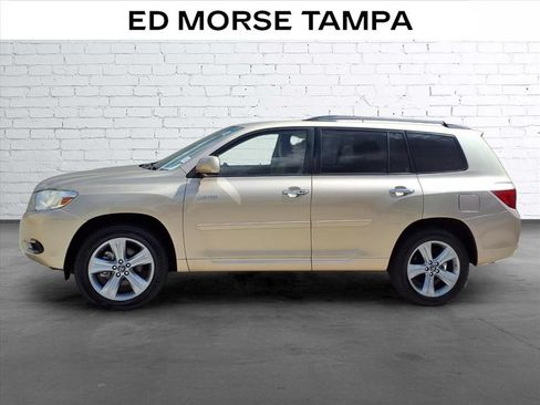 Used 2009 Toyota Highlander Limited AWD/4WD image 2