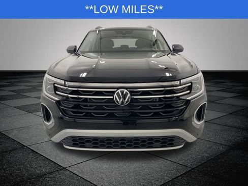 Certified 2024 Volkswagen Atlas Peak Edition SEL image 2