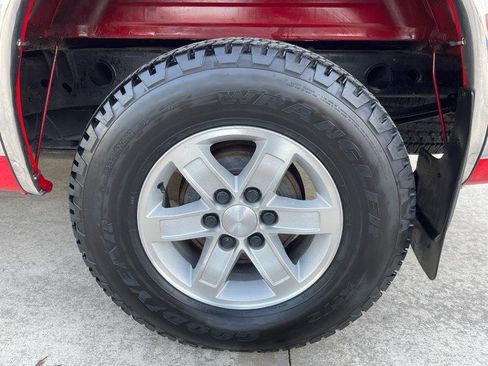 Used 2005 GMC Sierra 1500 SLE w/ Light Duty Power Package image 17