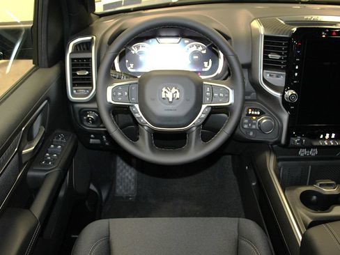 New 2026 RAM 1500 4x4 Crew Cab image 12