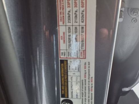 Used 2025 Nissan Rogue SV FWD image 35