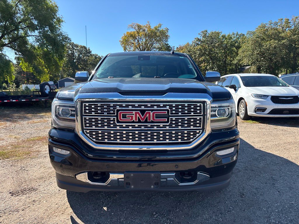 Used 2018 GMC Sierra 1500 Denali w/ Denali Ultimate Package AWD/4WD image 9