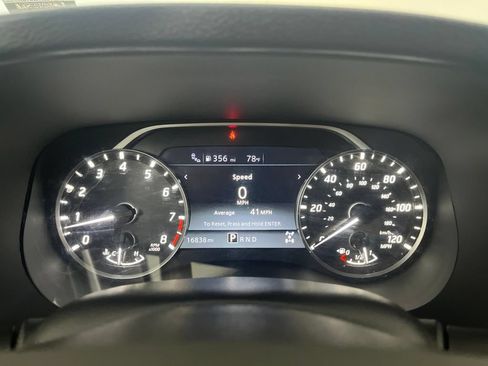 Used 2024 Nissan Frontier SV w/ Technology Package AWD/4WD image 63