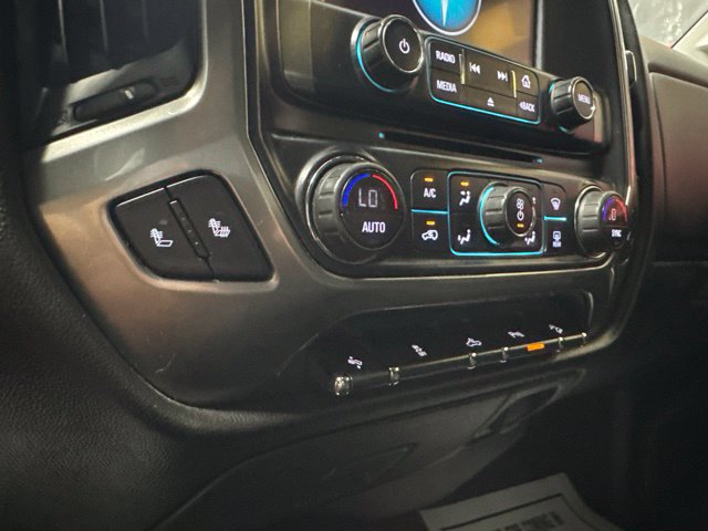 Used 2018 Chevrolet Silverado 1500 LT w/ All Star Edition AWD/4WD image 13