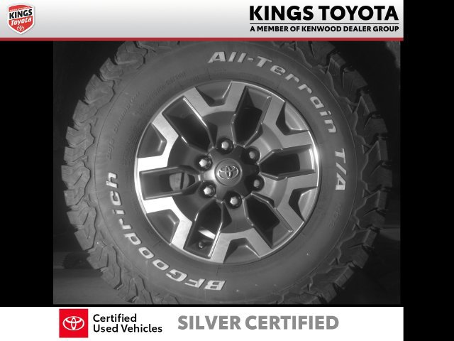 Certified 2019 Toyota Tacoma TRD Off-Road AWD/4WD image 13