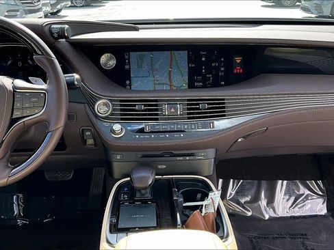 Used 2018 Lexus LS 500 w/ Interior Upgrade Package image 7