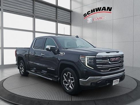 Used 2023 GMC Sierra 1500 SLT w/ SLT Premium Package image 2