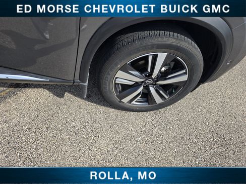 Used 2023 Nissan Rogue Platinum w/ Platinum Premium Package FWD image 12