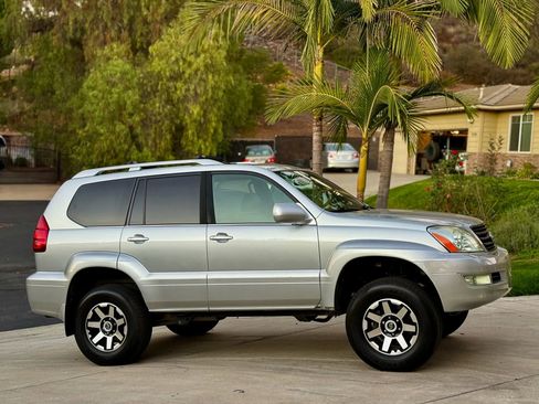 Used 2007 Lexus GX 470 image 3
