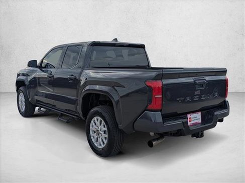 Certified 2025 Toyota Tacoma SR5 image 7