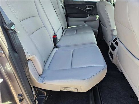 Used 2023 Honda Ridgeline RTL-E image 18