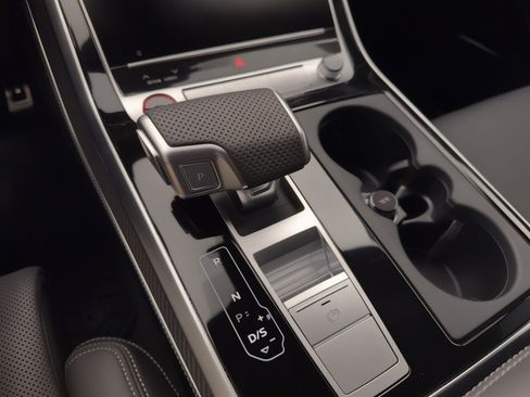 New 2026 Audi RS Q8 performance image 24