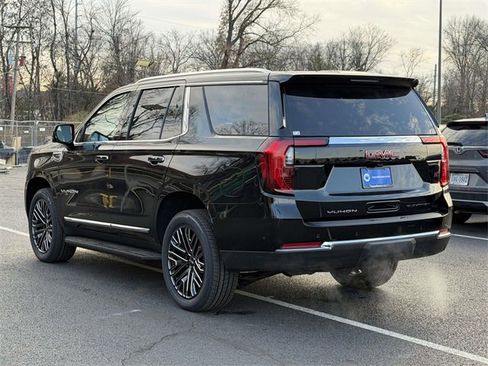 New 2026 GMC Yukon Elevation image 3