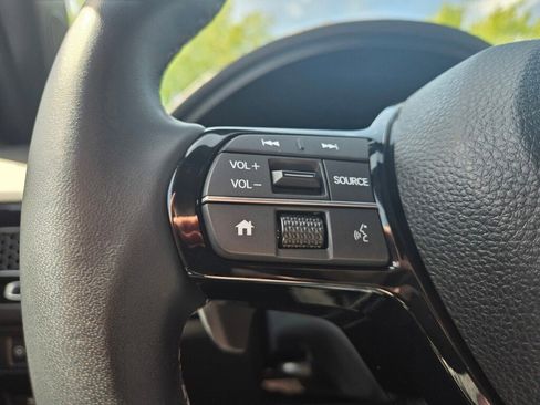 Used 2025 Honda Civic Sport image 25