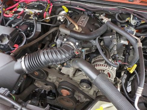 Used 2011 Jeep Wrangler Unlimited Sport image 27