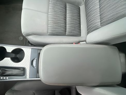Used 2017 Chevrolet Impala LS FWD image 16