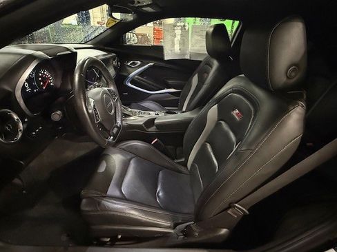 Used 2017 Chevrolet Camaro SS image 13