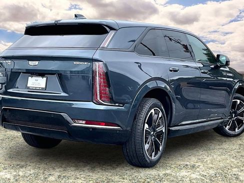 Certified 2026 Cadillac Escalade IQ Sport 2 w/ LPO, Floor Liner Package AWD/4WD image 5