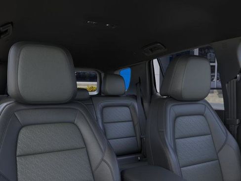 New 2026 Chevrolet Equinox LT w/ Convenience Package II FWD image 24