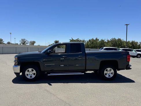 Used 2019 Chevrolet Silverado 1500 LT AWD/4WD image 6