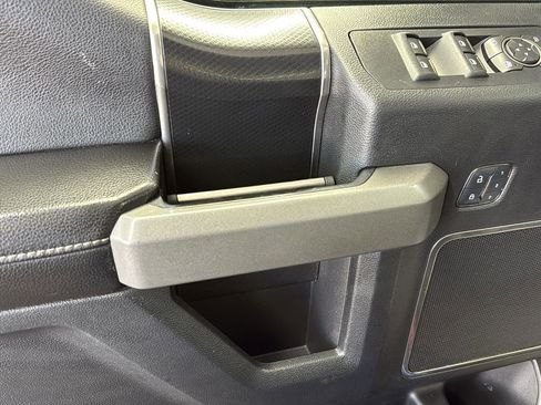 Used 2018 Ford F150 Raptor w/ Equipment Group 802A Luxury image 12