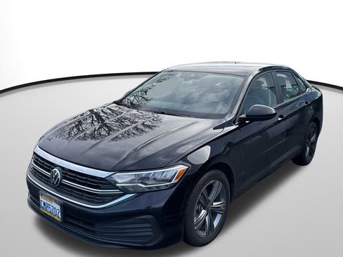 Used 2024 Volkswagen Jetta SE image 7