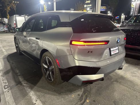 Used 2024 BMW iX M60 image 4