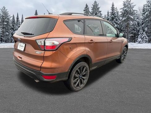 Used 2017 Ford Escape Titanium image 6