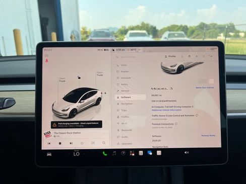 Used 2023 Tesla Model 3 Standard Range RWD image 22