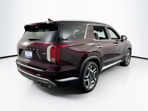 Used 2023 Hyundai Palisade SEL w/ Premium Package AWD/4WD image 5