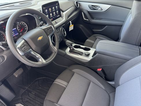 New 2025 Chevrolet Blazer LT w/ Midnight/Sport Edition image 8