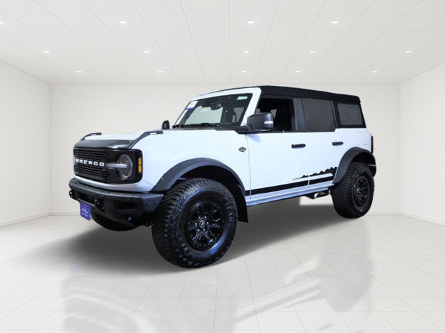 Certified 2024 Ford Bronco Wildtrak AWD/4WD image 2