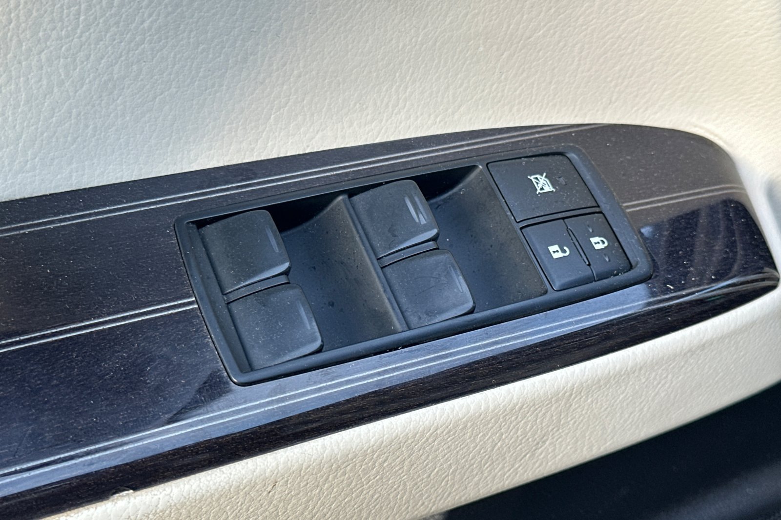 Used 2020 Lexus GX 460 Premium w/ Premium Package AWD/4WD image 12