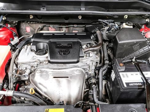 Used 2013 Toyota RAV4 XLE image 32