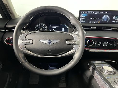 Used 2022 Genesis GV70 2.5T w/ Advanced Package image 15