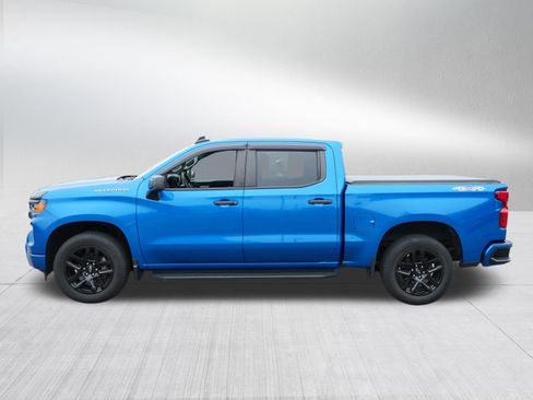 Used 2022 Chevrolet Silverado 1500 Custom AWD/4WD image 4