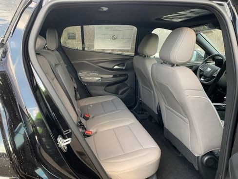 New 2026 Buick Envista Avenir image 26