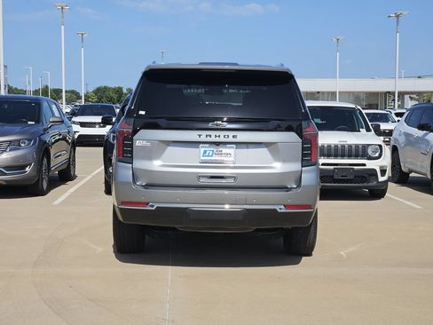 Used 2025 Chevrolet Tahoe LS AWD/4WD image 6