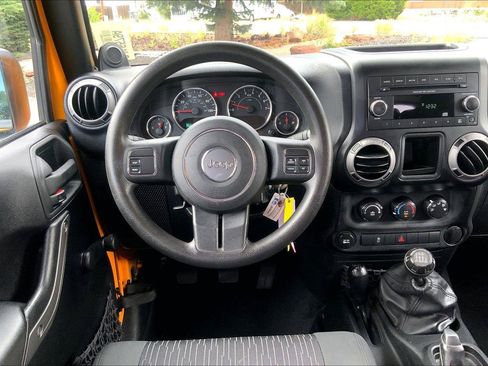 Used 2012 Jeep Wrangler Sport AWD/4WD image 5